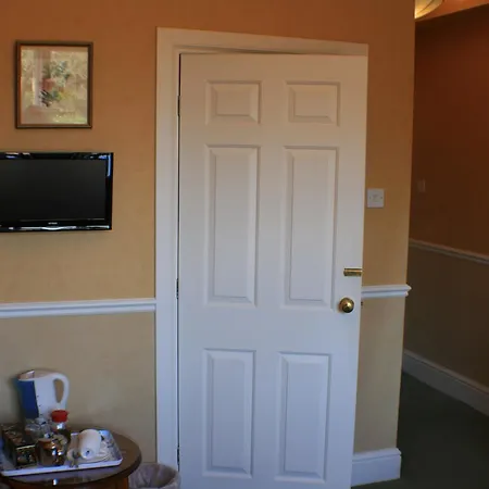 The Heathers Bed & Breakfast 4*